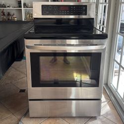 LG Electric Stove Top Oven
