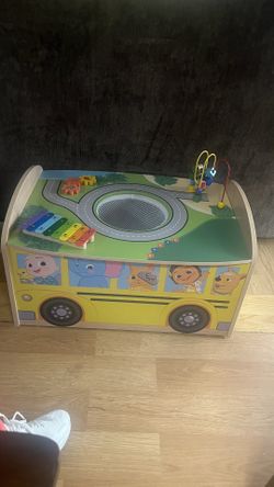 Cocomelon School bus- Toy Box With An  Activity Top.  24”x 11” X 18.  Clean 