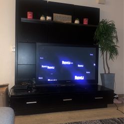 TV STAND 