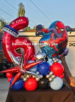 Spiderman balloon bouquet