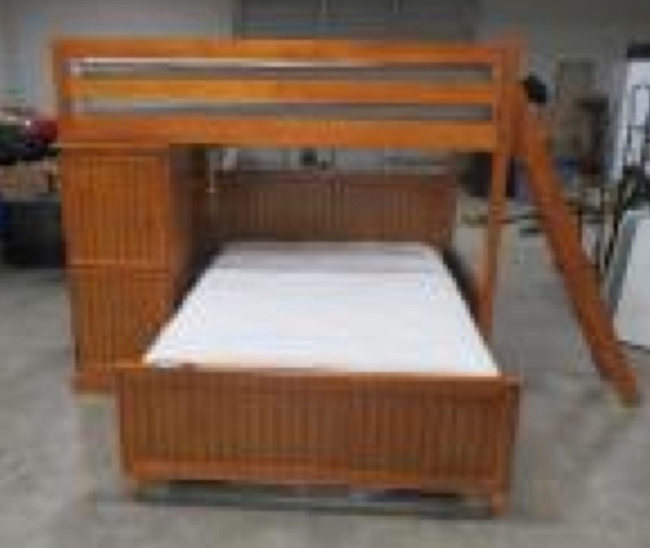 Bunk Bed With Good Condition Mattresses 