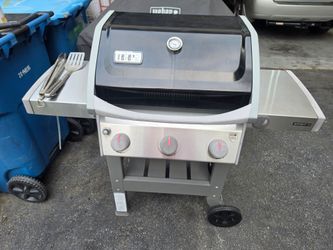 Weber Spirit II 3-Burner Gas Grill