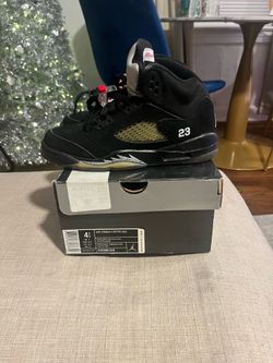 Air Jordan Metallic 5s sz 4.5 Youth
