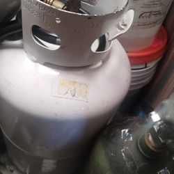 30  Gal 10gal@ 5gal Propane  40.oo-20.oo& 7.50