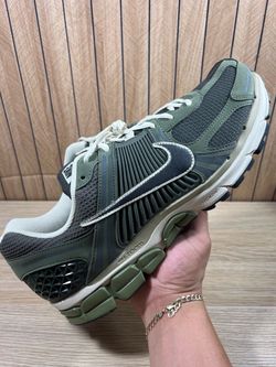 Nike air zoom Vomero 5