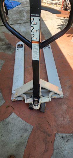 Pallet jack