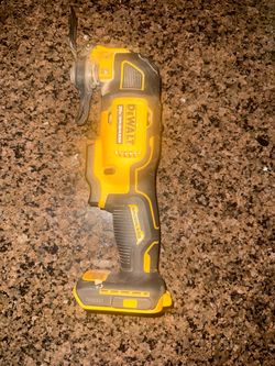 DeWalt multitool