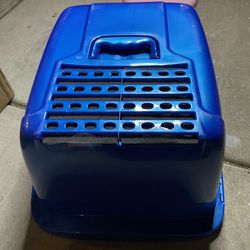 Van Ness Enclosed Litter box 