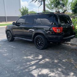 2003 Toyota Sequoia