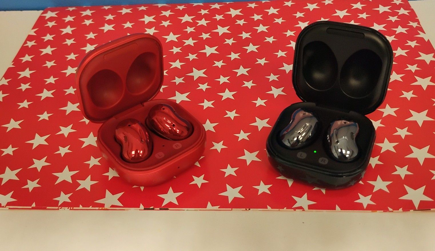 Samsung Galaxy Buds Live Bluetooth Headphones - Pay $5 today and the rest later!!