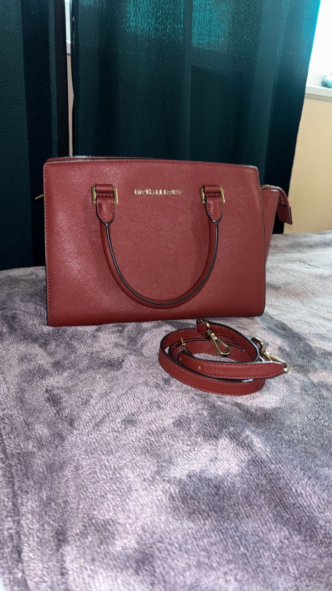 USED MICHAEL KORS BAG