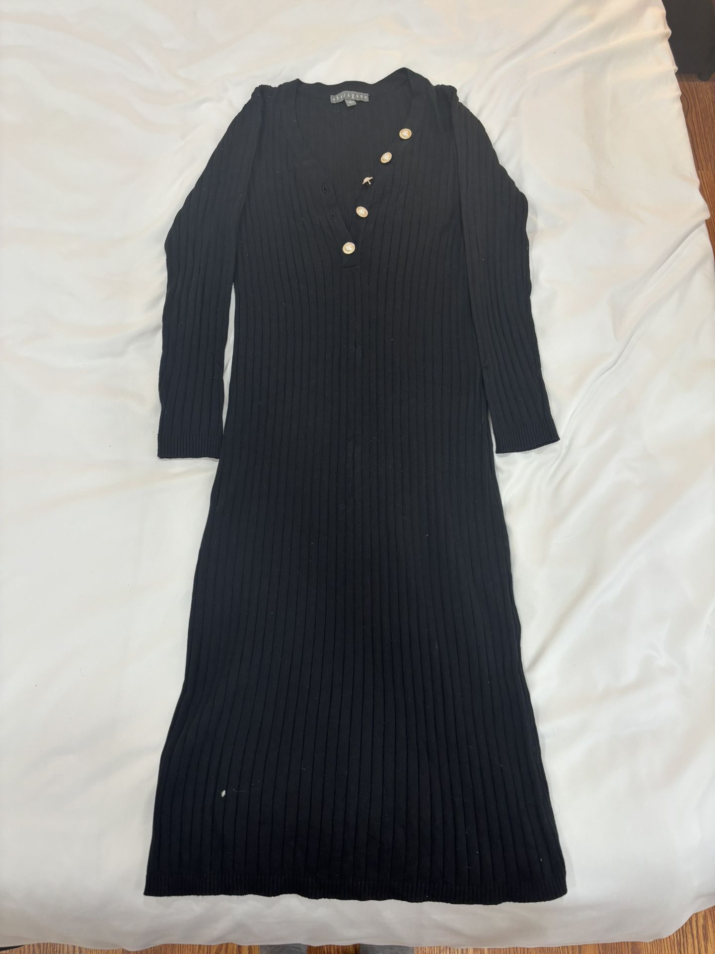 Ribbed Long Sleeve Black Dress w/ Gold Jewels 