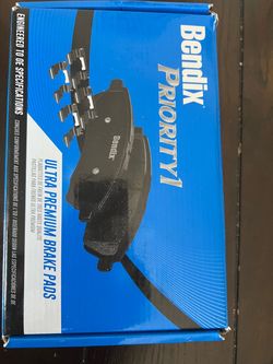 NEW Bendix Premium Ceramic Front Brake Pads (CFC1586) - Fits Lexus & Mercedes