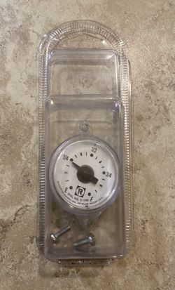 Moeller Marine 035759-10 Mechanical Direct Sight Fuel Tank Read