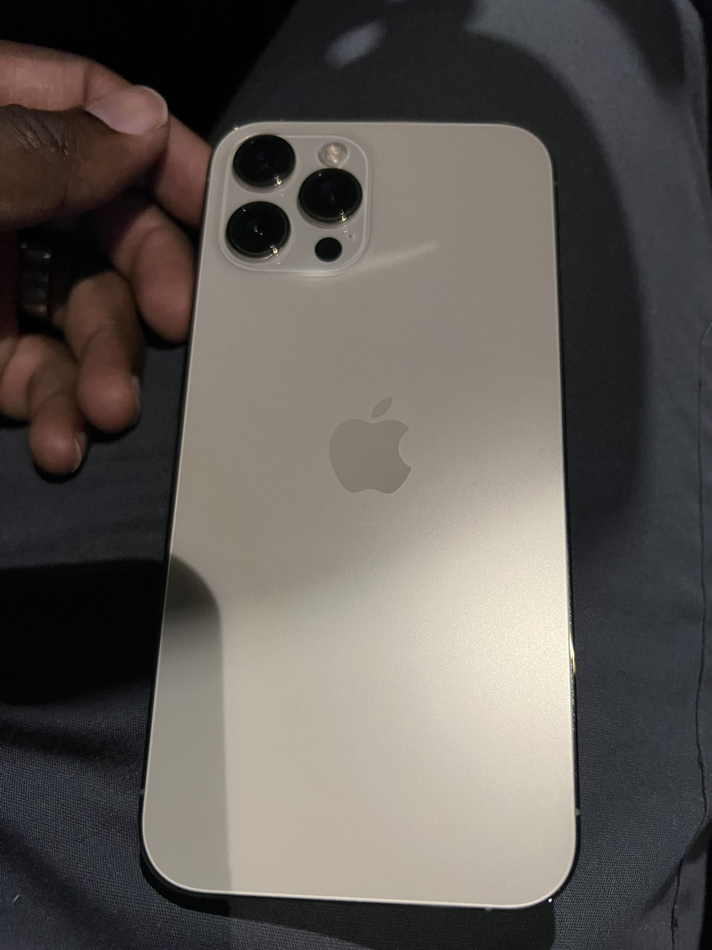 White Titanium iPhone 16 Pro Max 256 Gb Spectrum
