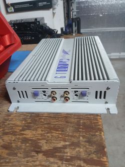 JBL GT-Q200 Amplifier