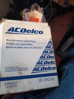 Spark plugs ac Delco mr44t