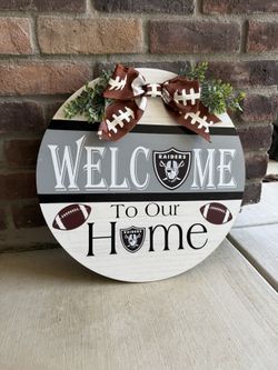 Raiders Welcome Sign Wreath