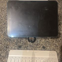 iPad A16 128GB With Apple Pen