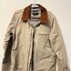 Carhartt model no 016234-m Size Small