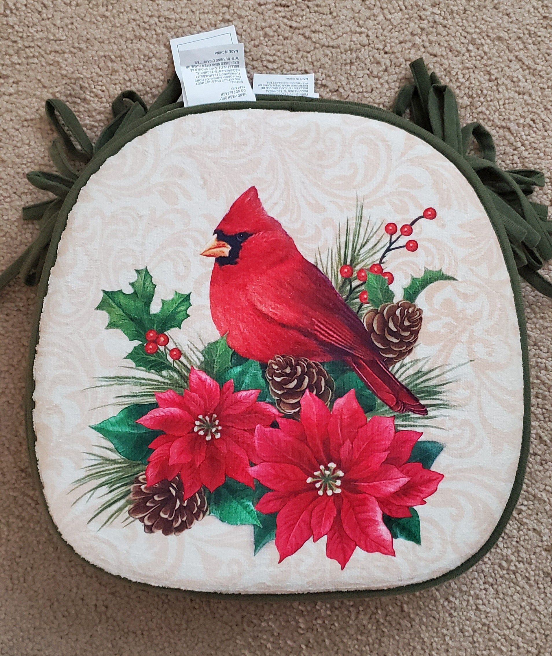 Holiday Cardinal Foam Chair Cushions with Secure Ties