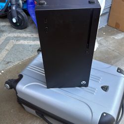 Xbox Mini Fridge 