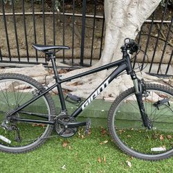 Mens XS Giant ATX Mountain Bike 