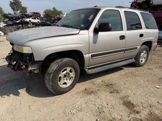 2004 Chevy Tahoe for PARTS - PARTES