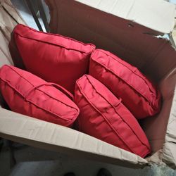 Red Outdoor Patio Pillows ( All New Never Used)set 