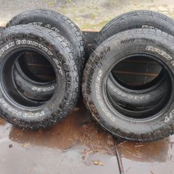 Tires 275/70/18