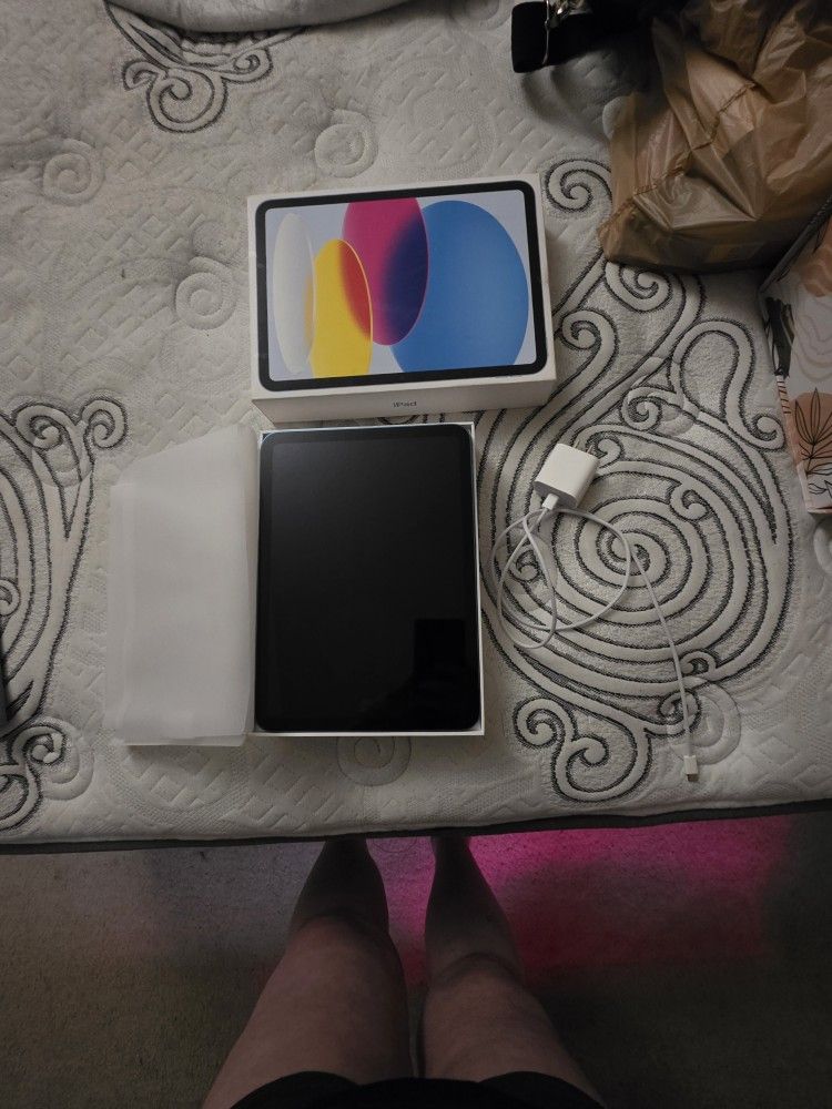 Brand New Apple Ipad 10th Generation 64 Gb