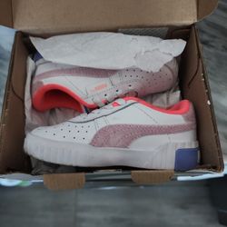 Toddler Girl Pumas