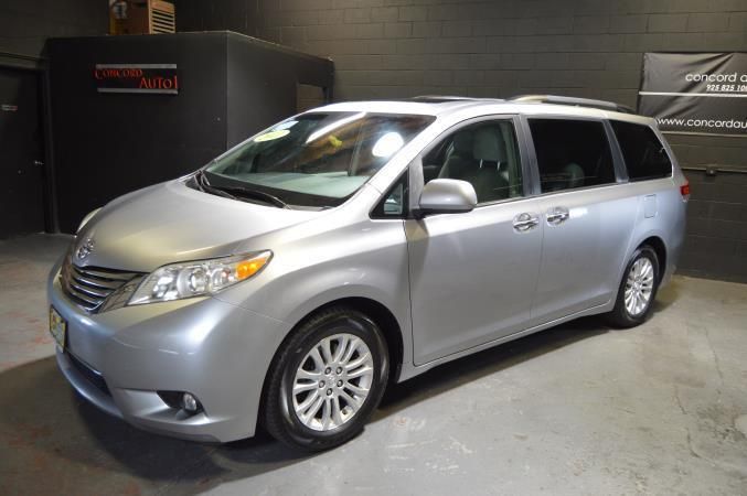 2011 Toyota Sienna