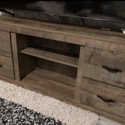 Dresser & Side tables