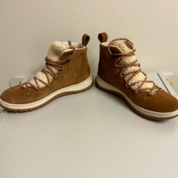 UGG Women's Lakesider Heritage Mid Boot - Size 8