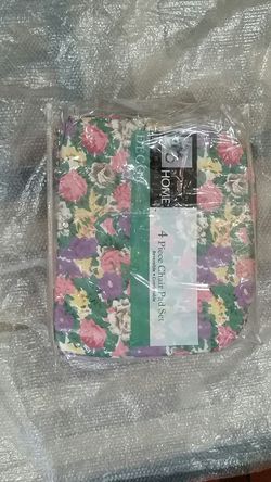 Chair pad set. 4 piece