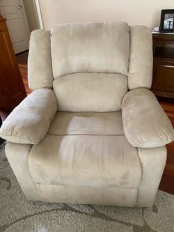 New Recliner Chair Up For Sale