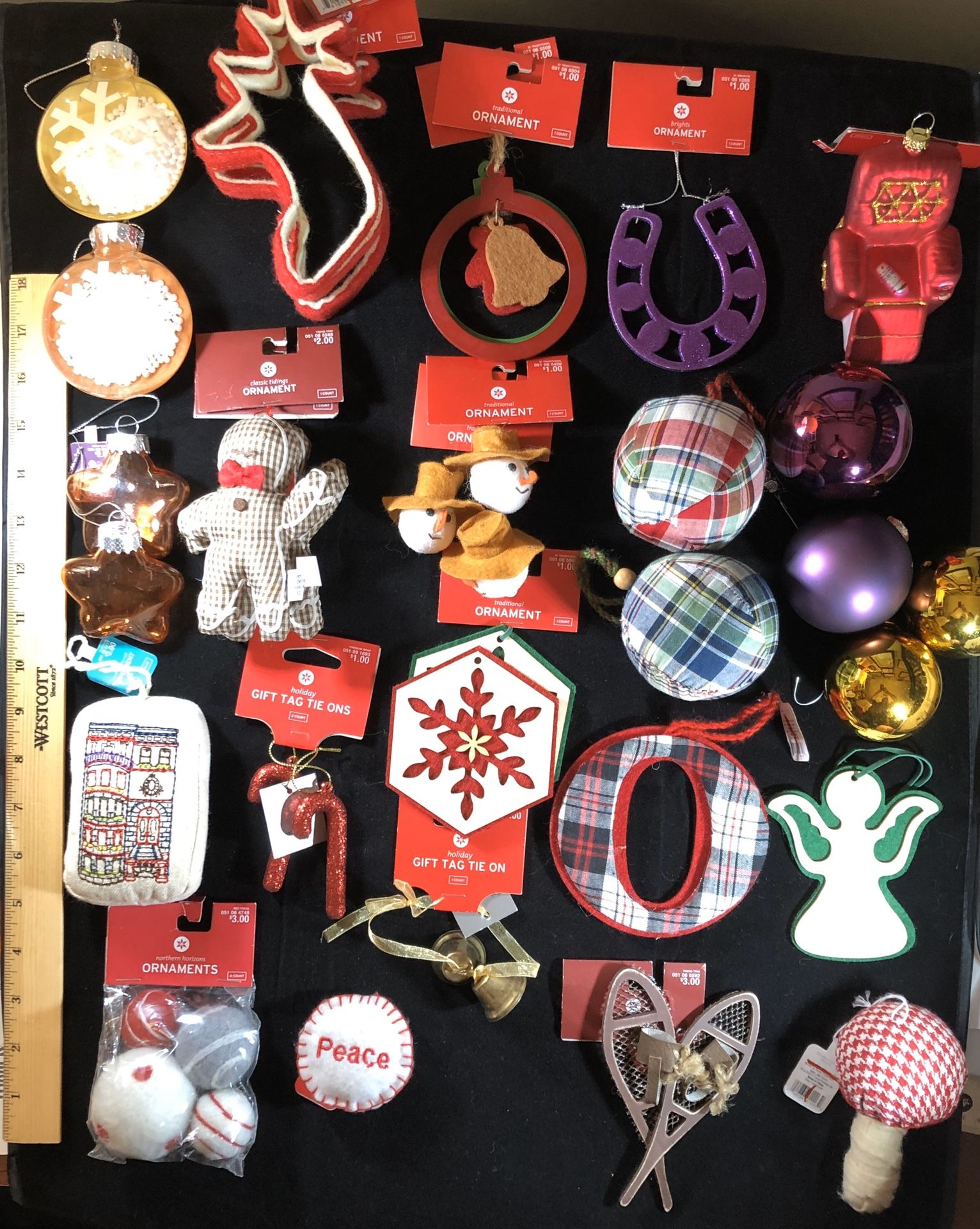 An assortment of Ornaments, Gift Tag Tie Ons, and more.