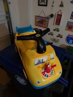 Sesame Kids Ride on Toy