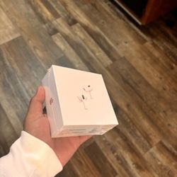 AirPods Pro 2 Generation Highest Offer Takes It