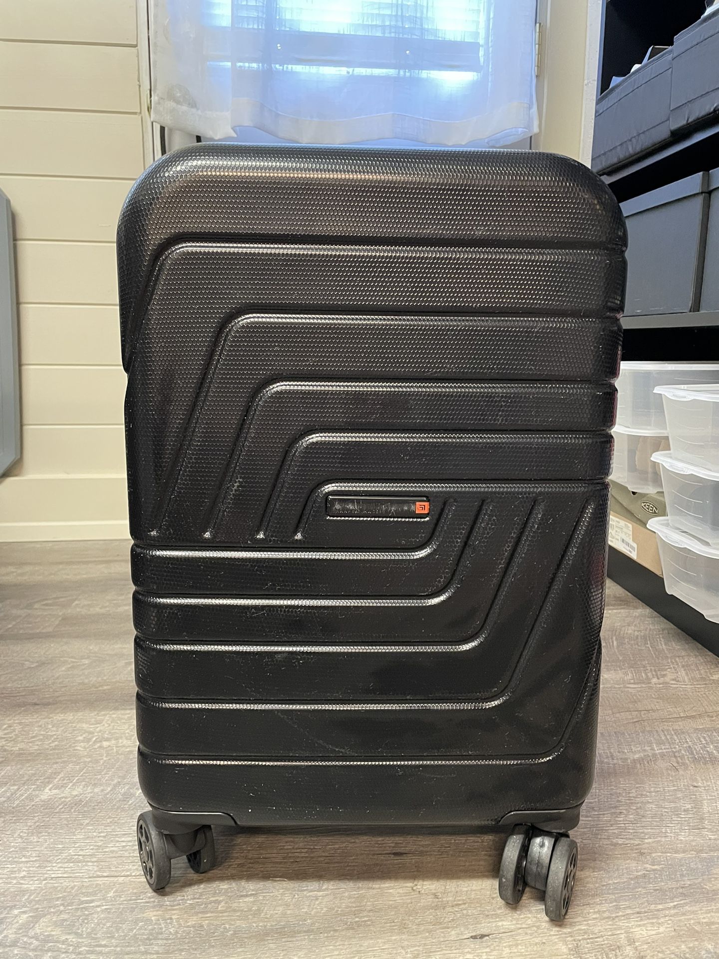 Sharper Image Carry On Luggage Hardside