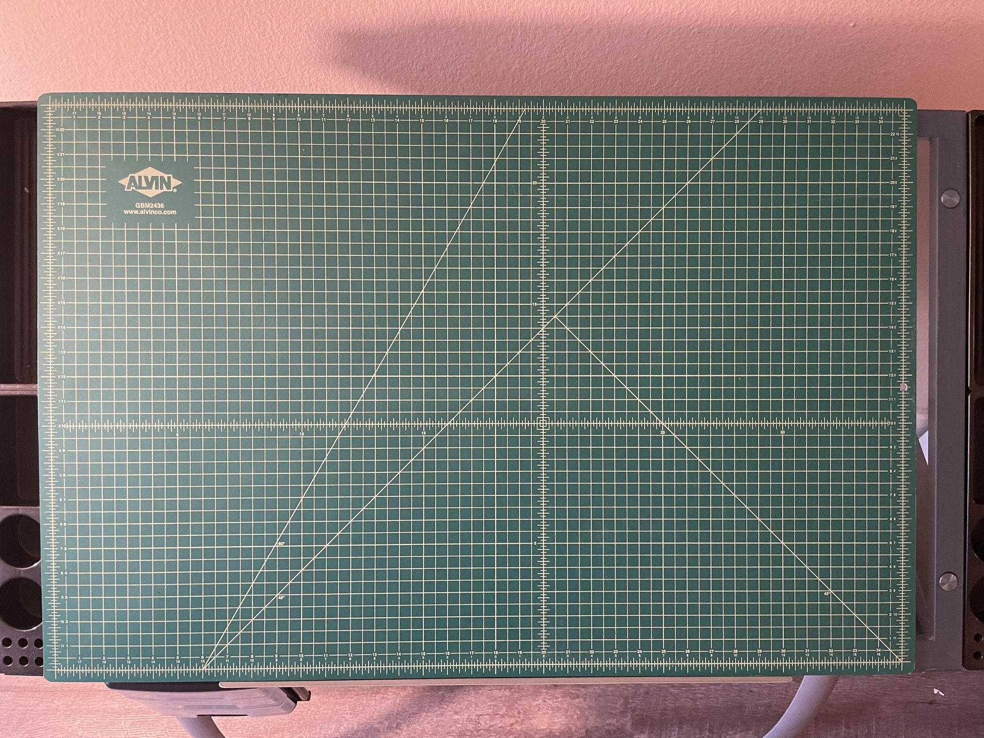 Alvin Self-healing Cutting Mat 24x36 Black/ Green