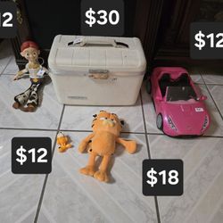Vintage cosmetic case $30, Garfield plush $18 and straw hugger $12, Barbie Convertable $12, toy story Jessie doll $12(dirty, no hat, does not work)
Pi