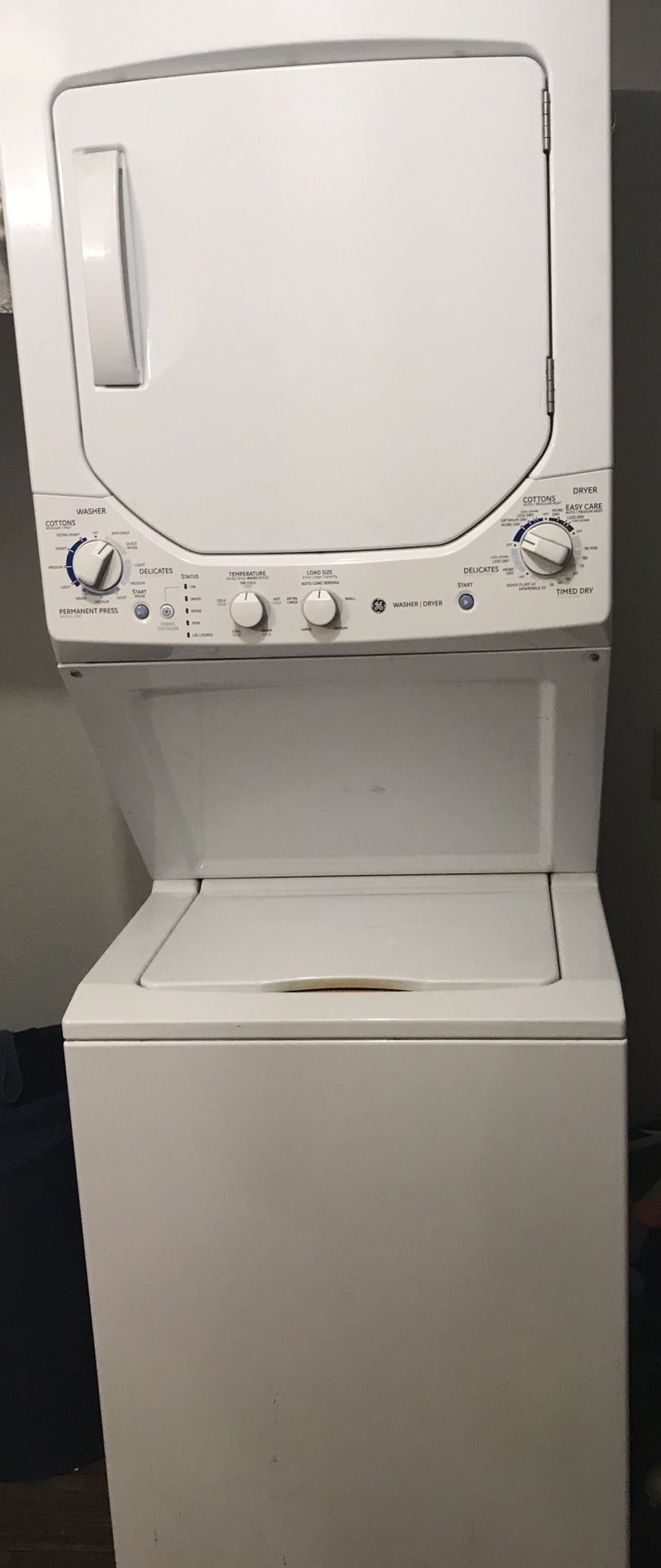 Washer and dryer stacked unit white. for Sale in Irving, TX OfferUp