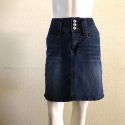 Zoey & Beth Ladies Dark Washed Denim Jean Skirt With 4 Pockets 3 Button- Medium