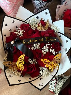 Flowers/ Flores/ arrangements