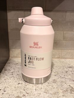 New Stanley 96oz IceFlow Insulated Stainless Steel Leakproof Rose Quartz Jug