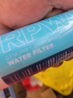 RPWFE Genuine GE Refrigerator Water Filter