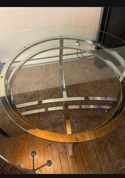 Round glass table