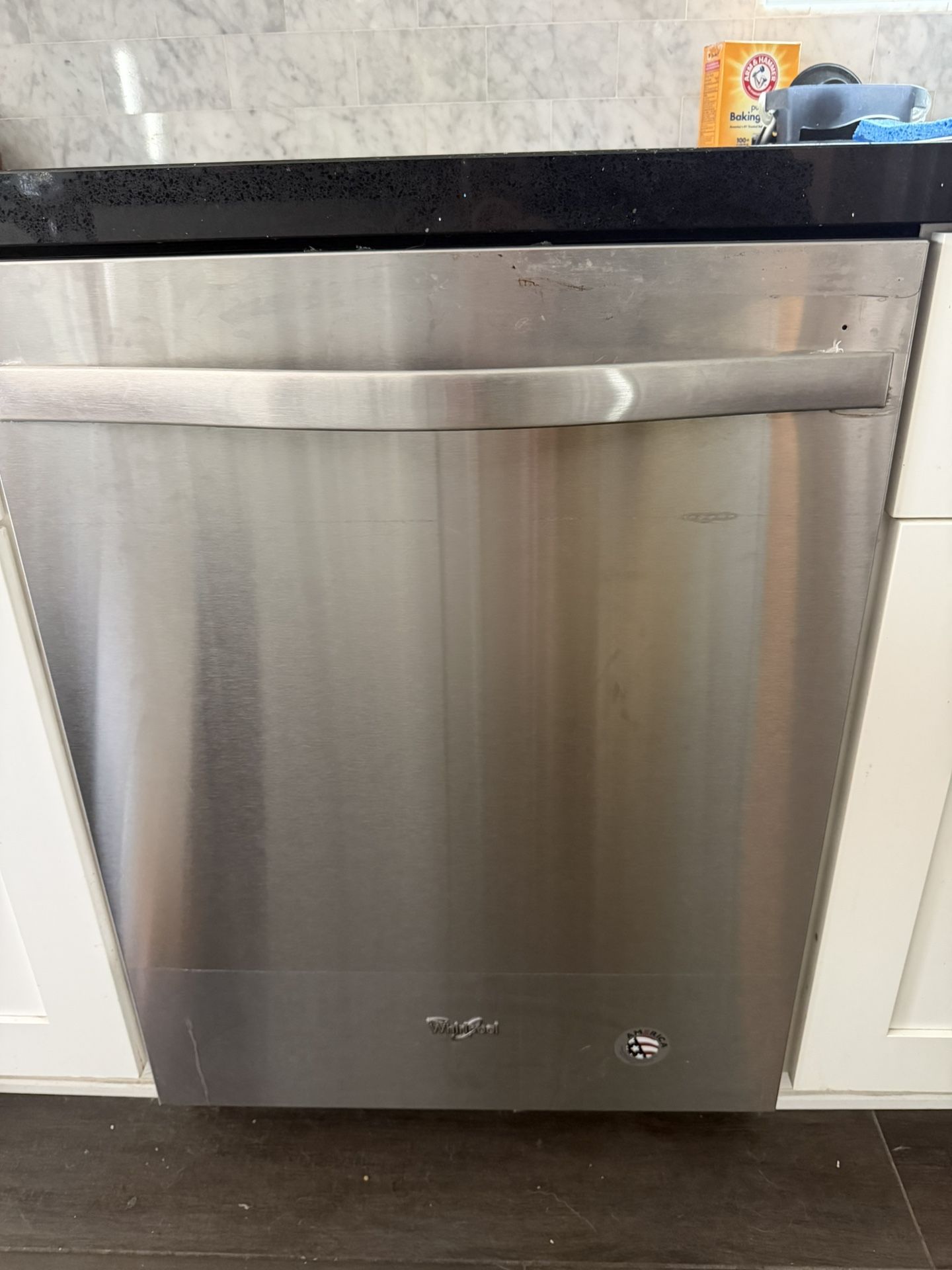 Dishwasher (Whirlpool)